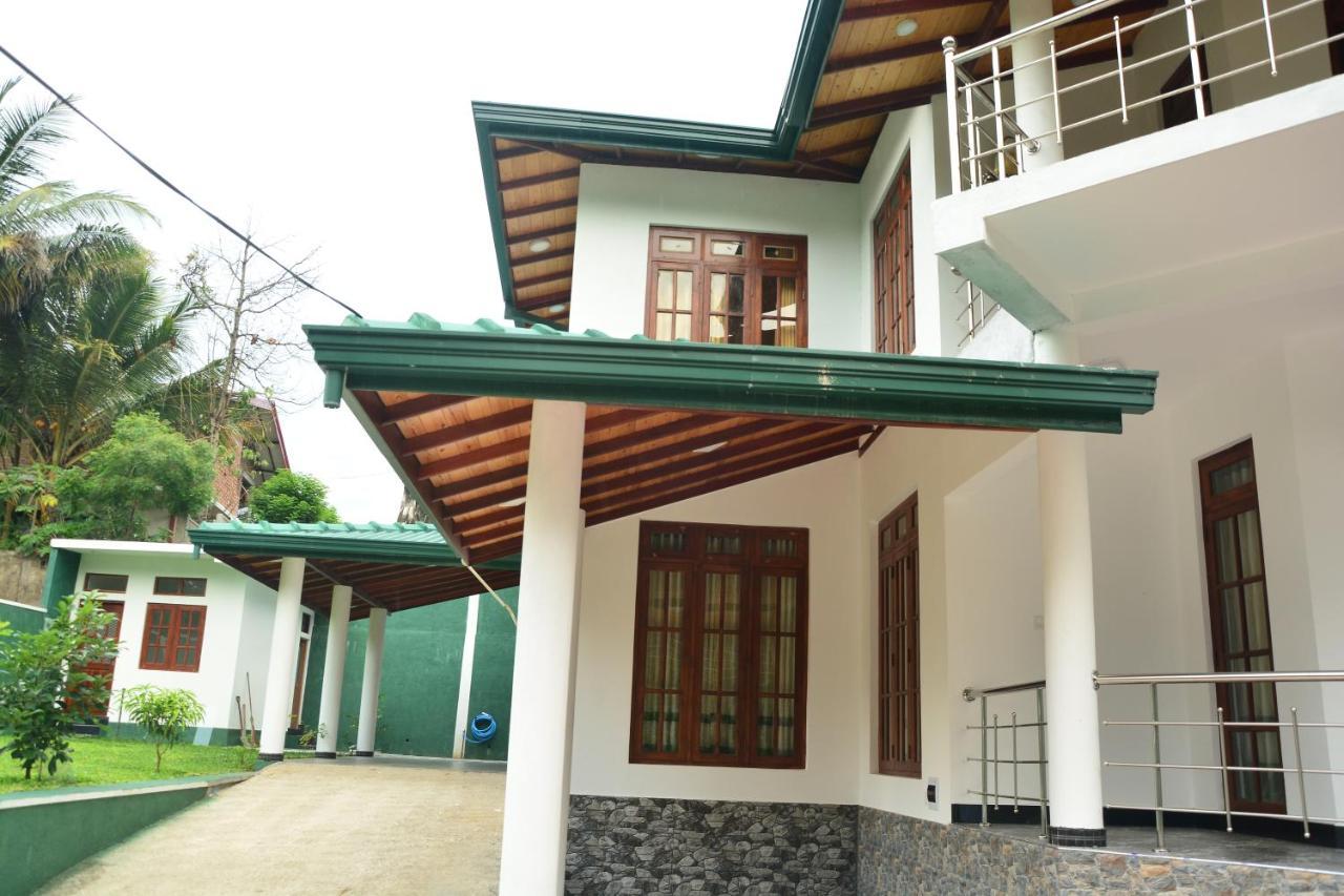 Seven Luck Palace Kandy Exterior photo